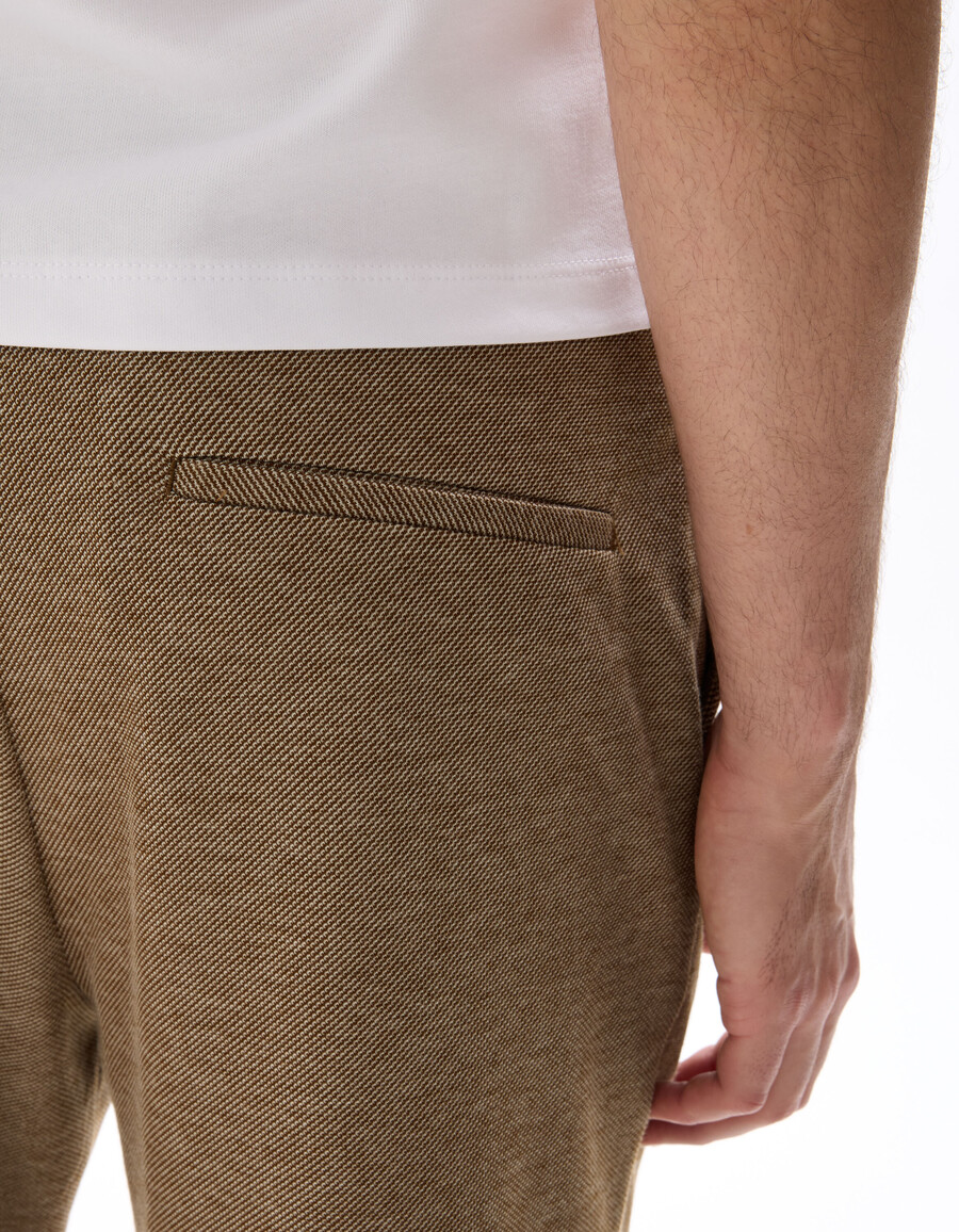 pantalones 78 ajustados y elásticos 24h