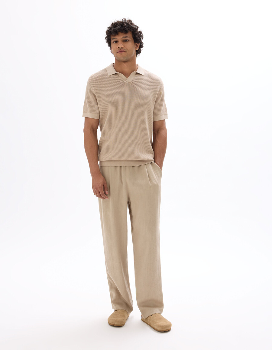 pantalones holgados con textura