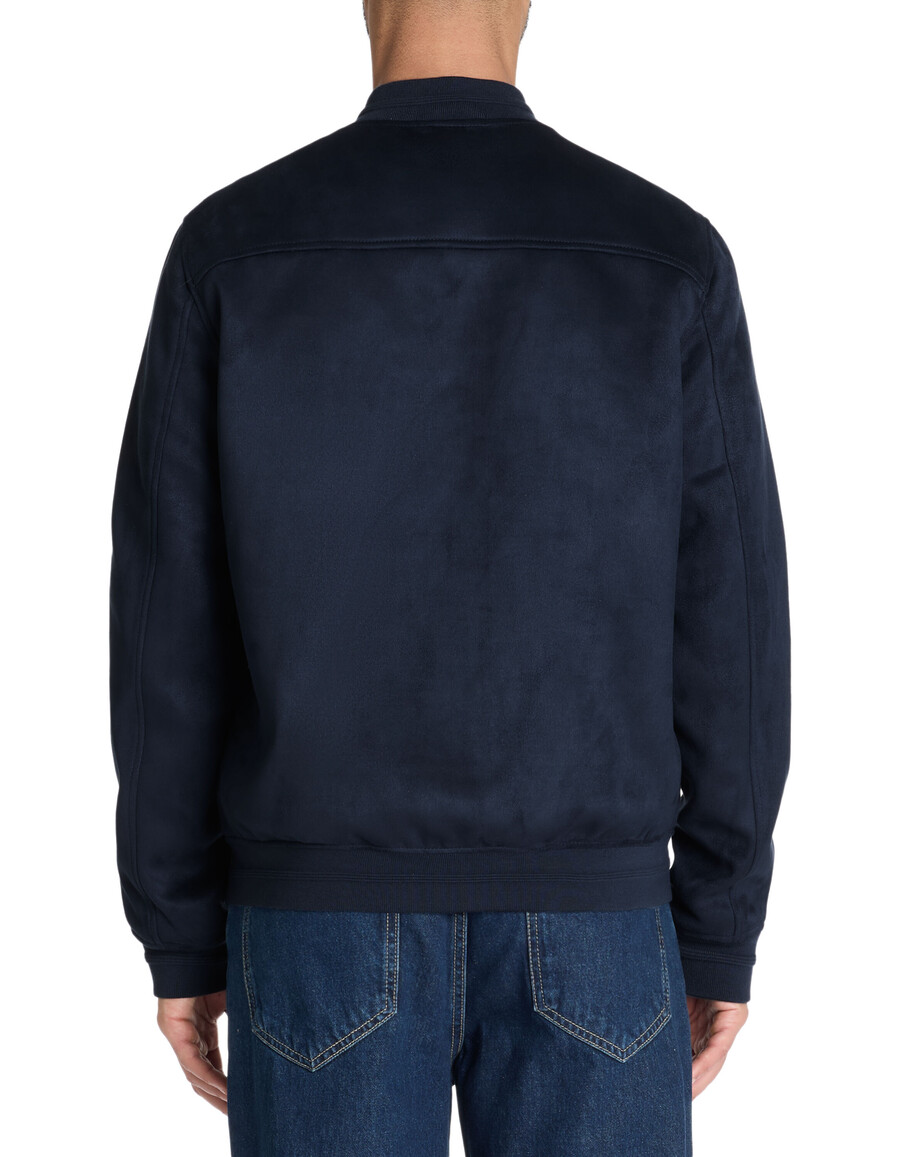 chaqueta con cuello de bombardero