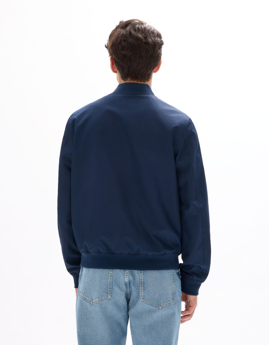 chaqueta bomber ligera