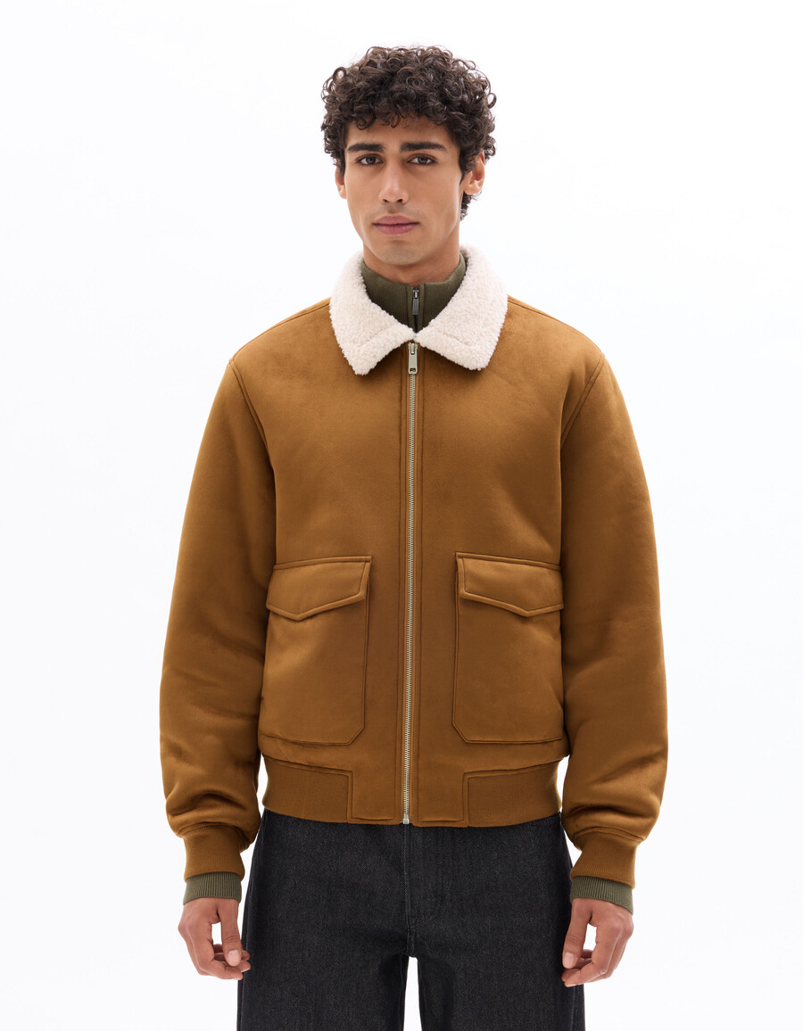 chaqueta bomber de ante sintético color camello