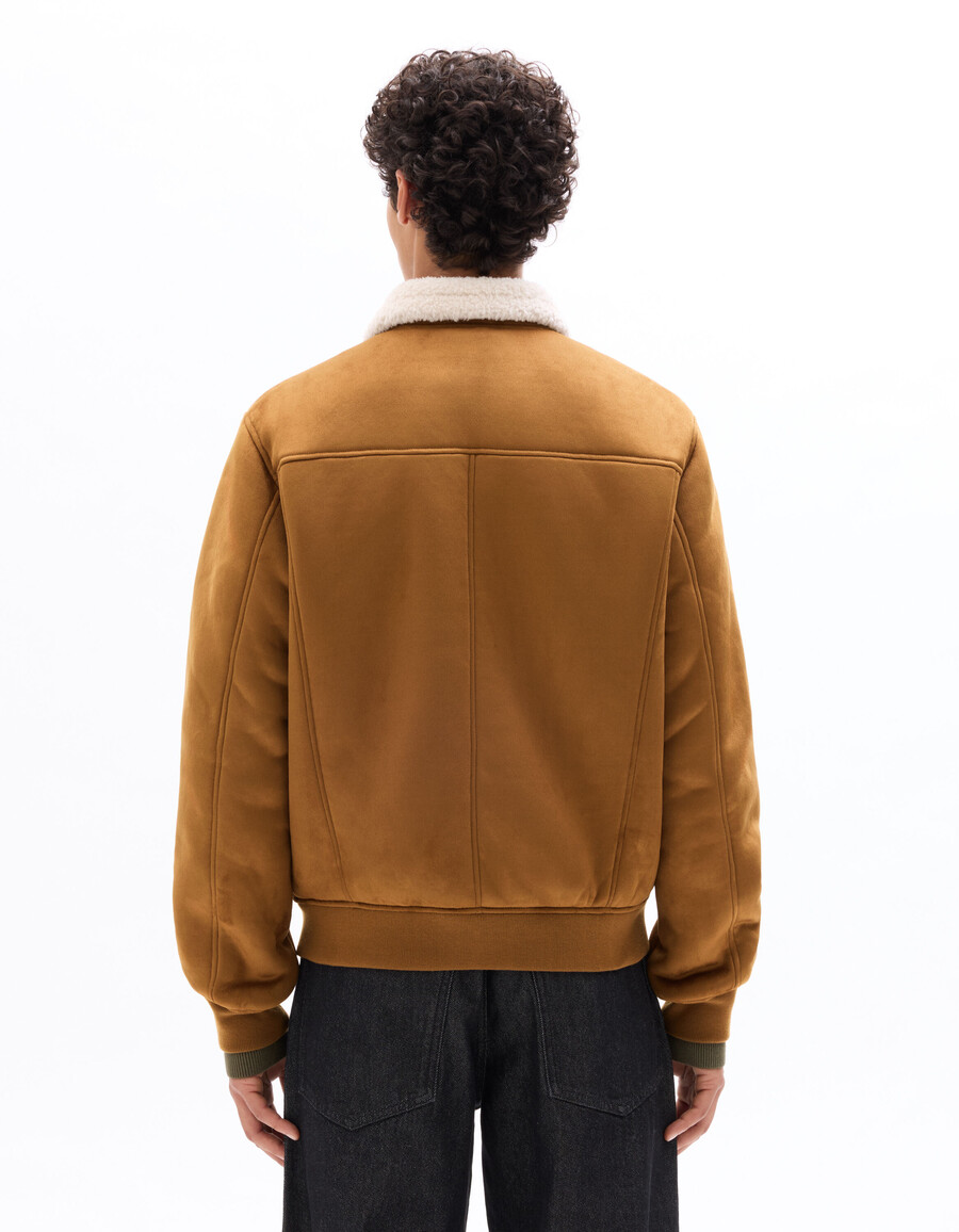 chaqueta bomber de ante sintético color camello