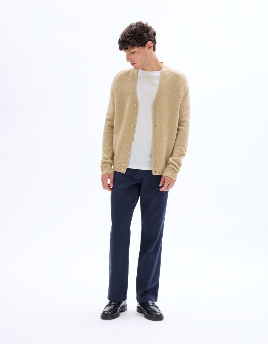 pantalones chinos holgados de algodón y lyocell