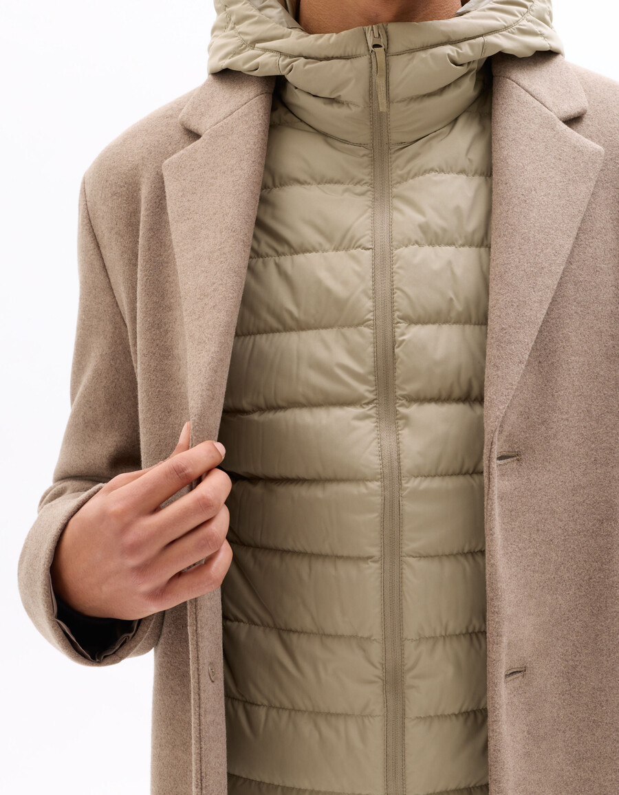 chaqueta ligera de plumón con capucha downwarm