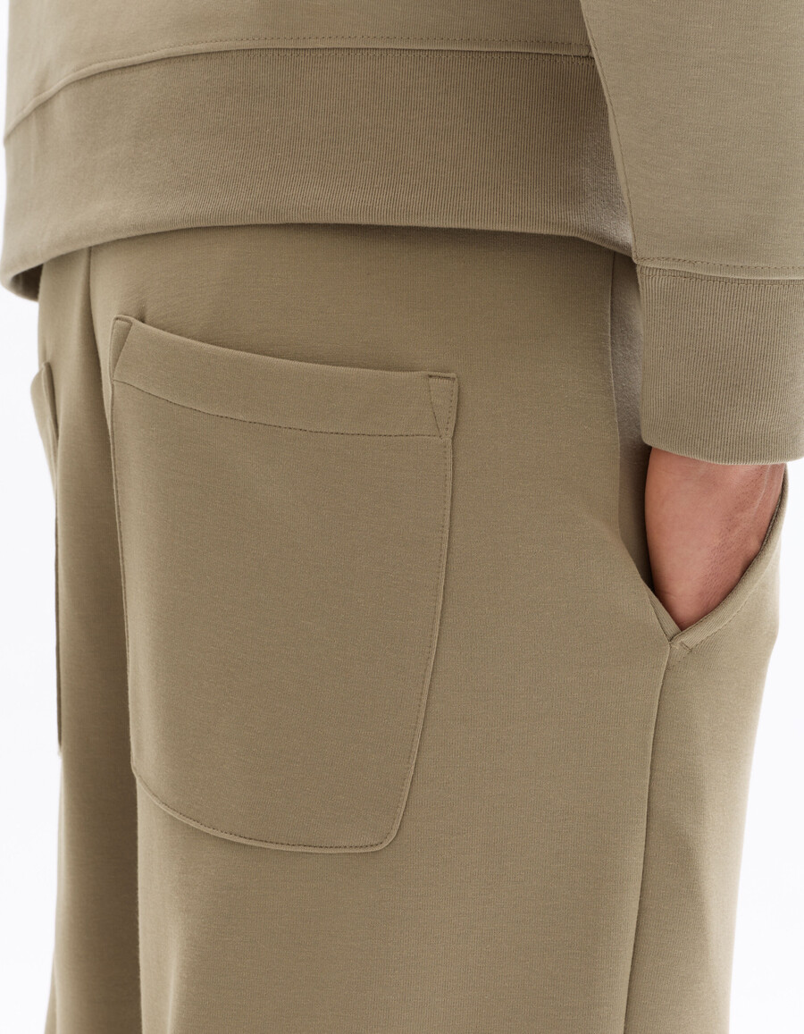 pantalones de jogging de gran tamaño