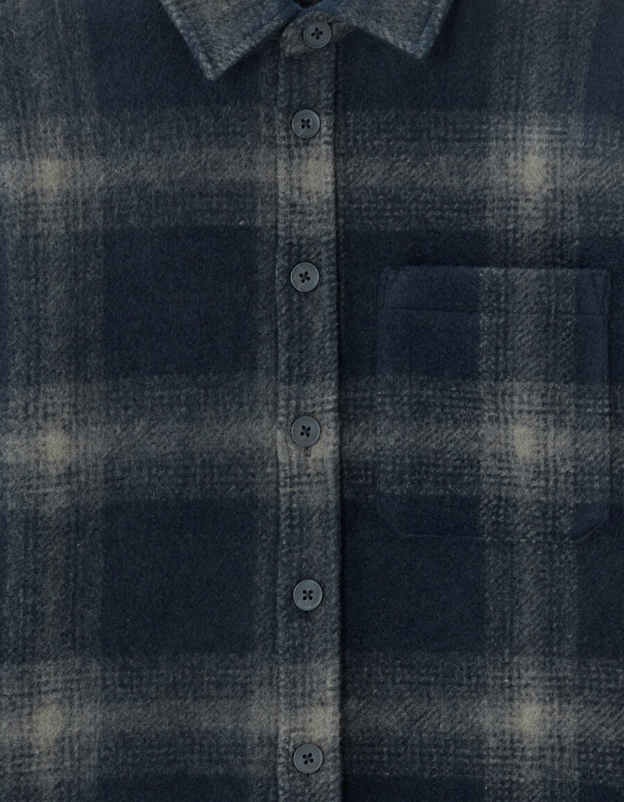 camisa a cuadros