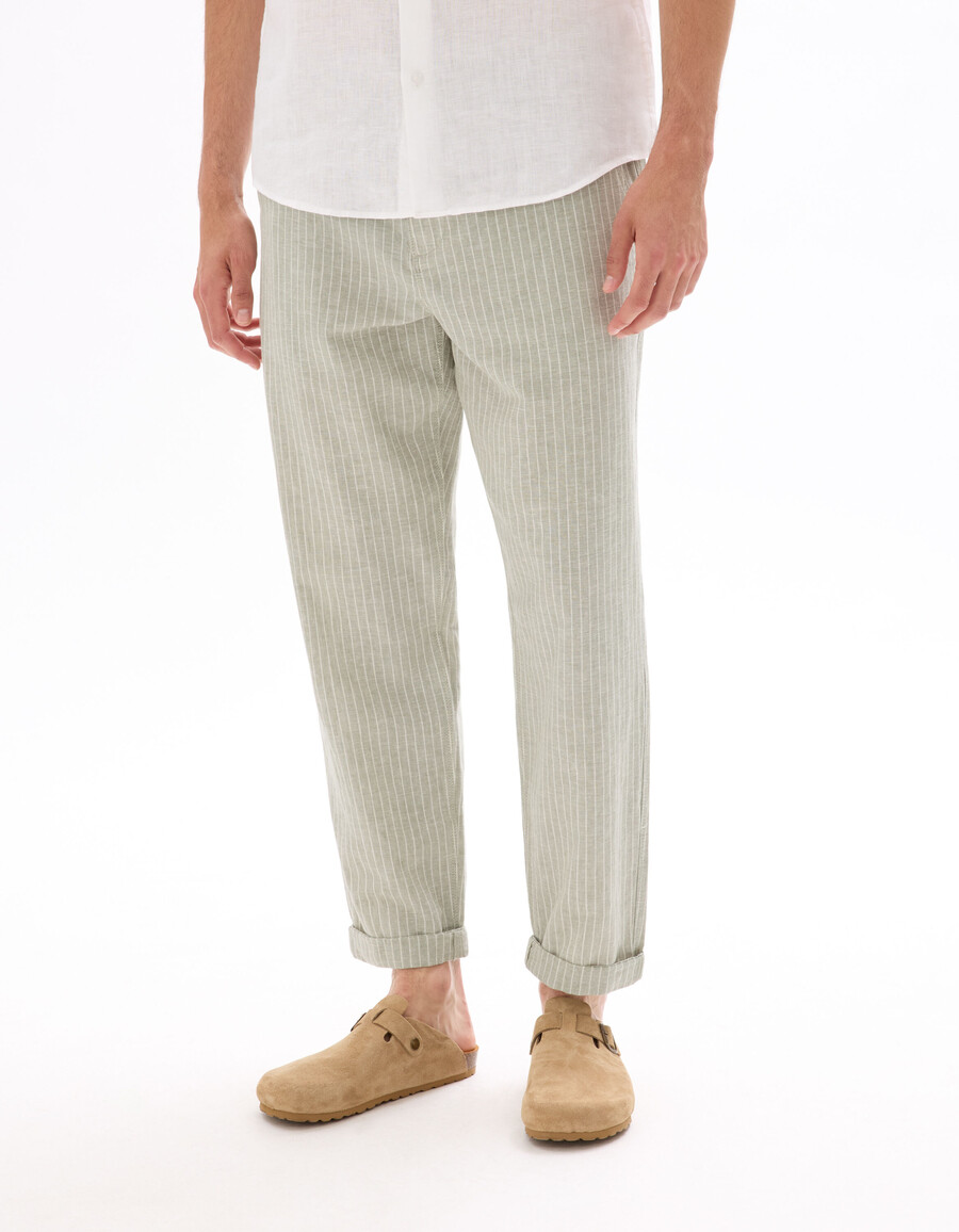 pantalones rectos de lino y algodón a rayas