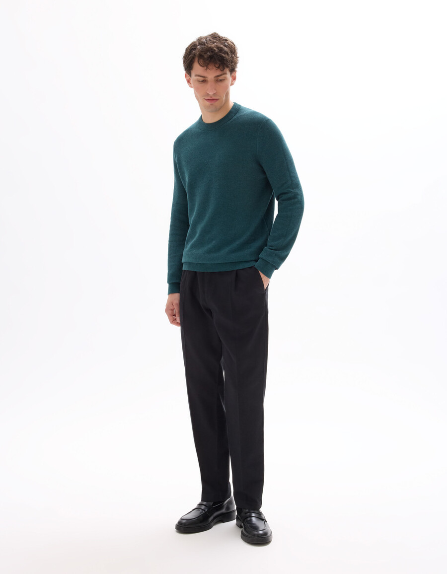 pantalones de algodón y lino elásticos de corte entallado