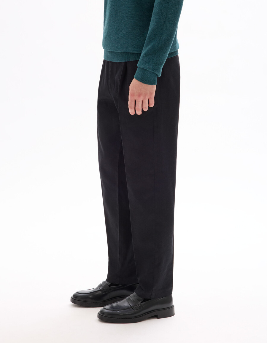 pantalones de algodón y lino elásticos de corte entallado