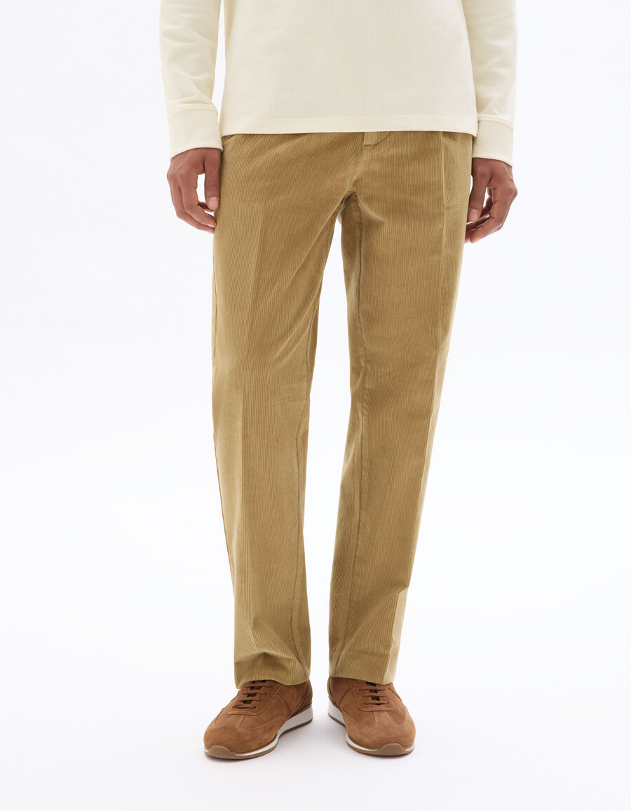pantalones chinos rectos de terciopelo caramelo
