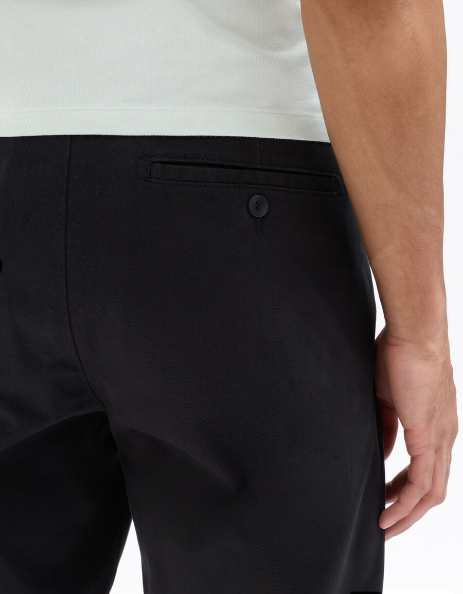 pantalones chinos negros de algodón elástico de corte recto