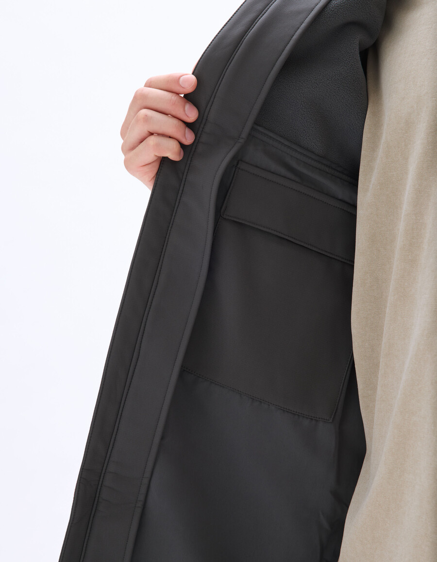 parka softshell con capucha