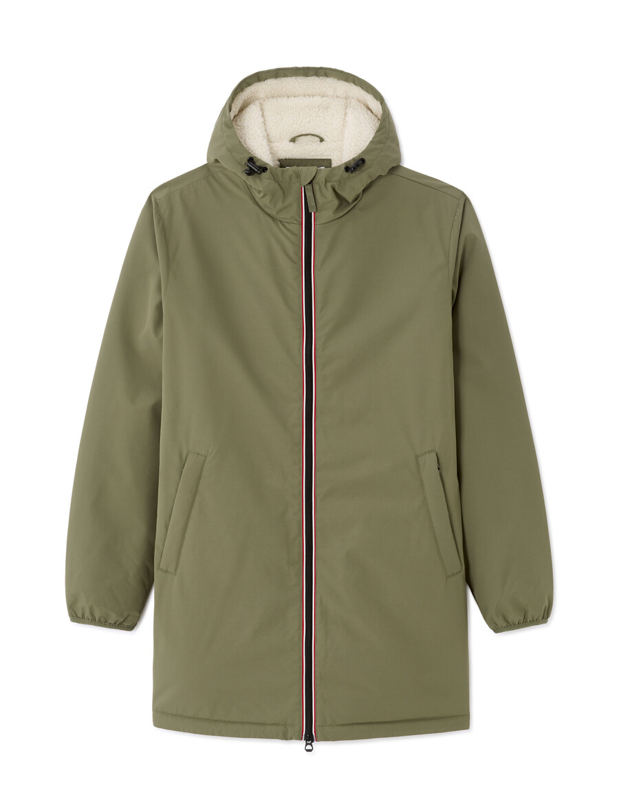parka drycore con capucha repelente al agua y forrada de sherpa