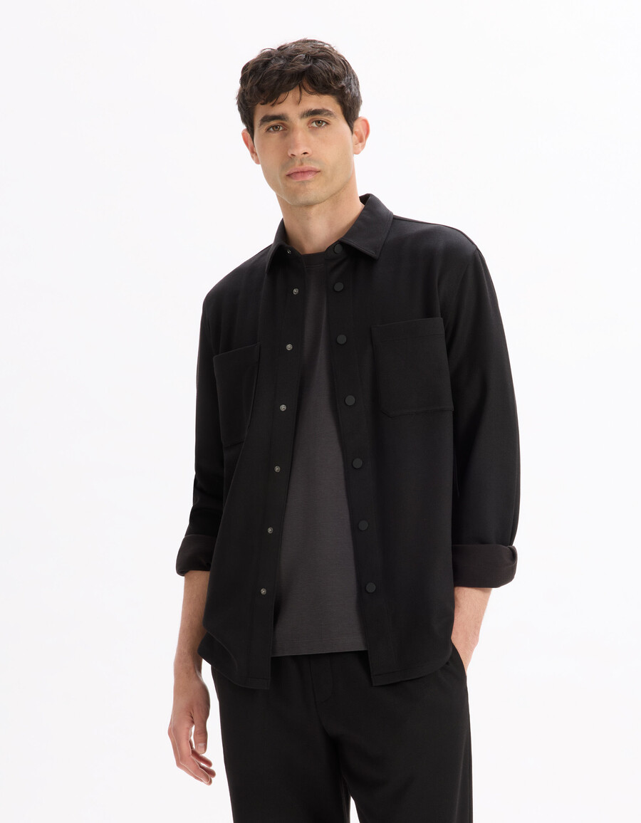 camisa texturizada de dos bolsillos