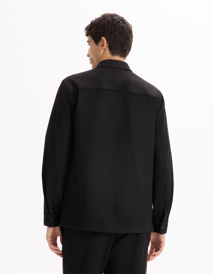 camisa texturizada de dos bolsillos
