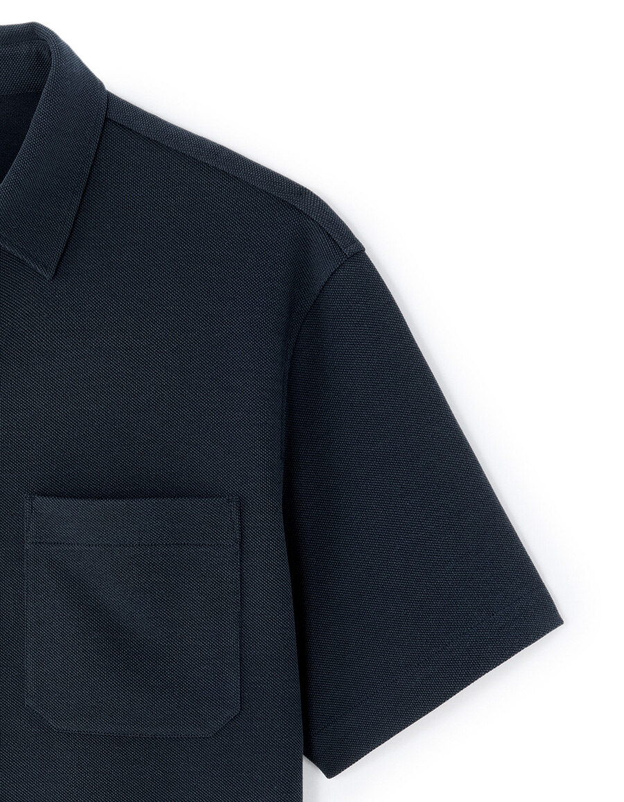 camisa azul marino grande
