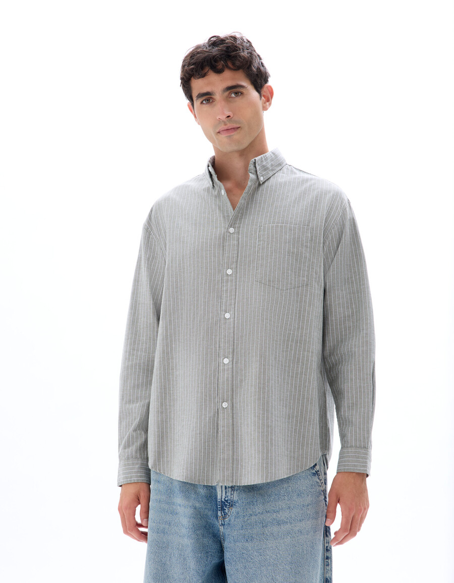 camisa oxford holgada a rayas