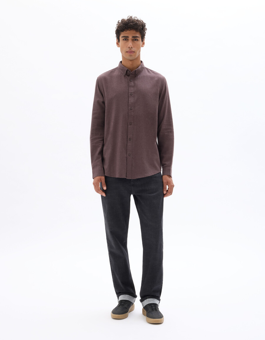 camisa de franela lisa de corte regular