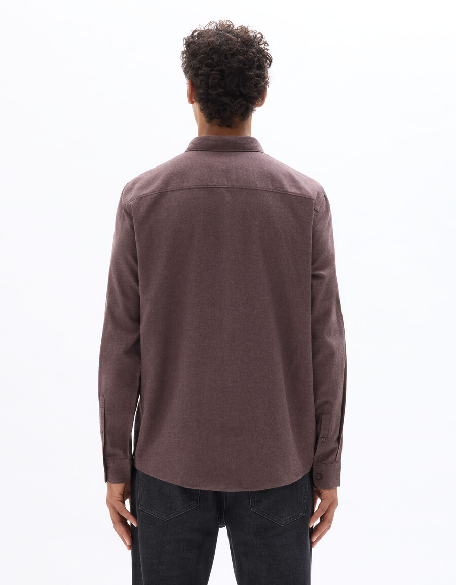 camisa de franela lisa de corte regular