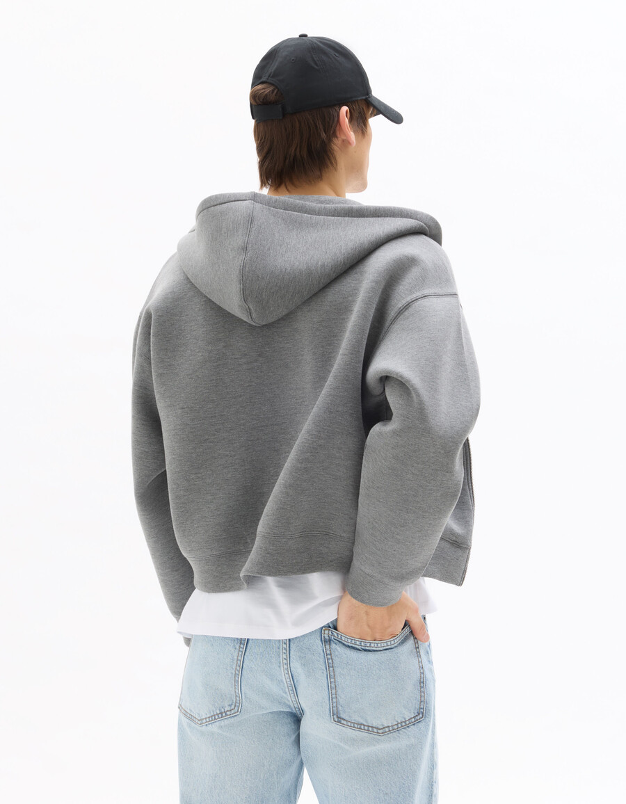 sudadera corta de gran tamaño