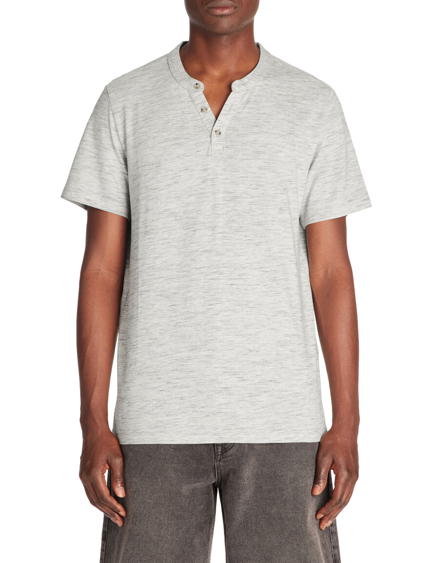 camiseta henley de mezcla de algodón de corte regular en gris claro