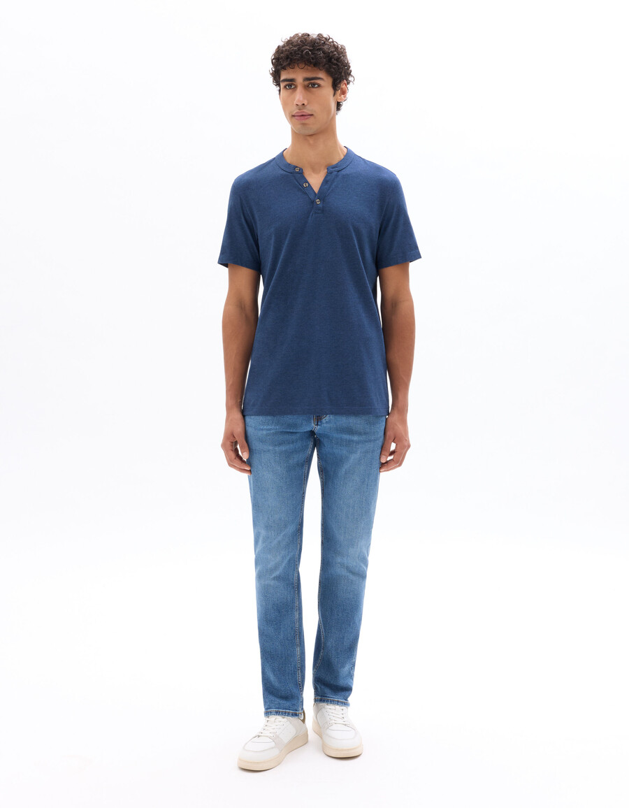 camiseta henley de mezcla de algodón de corte regular