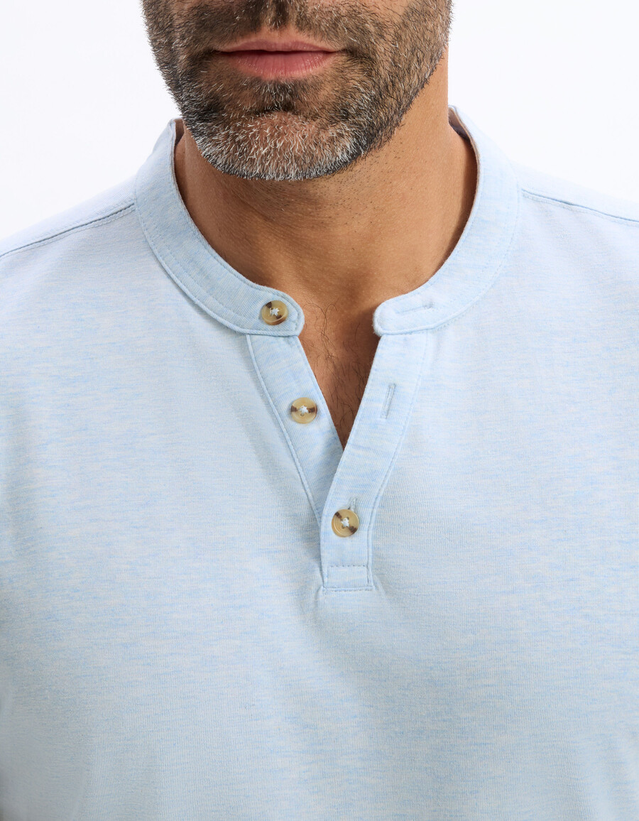camiseta henley de mezcla de algodón de corte regular