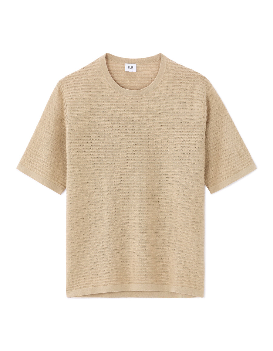 camiseta de punto abierto con cuello redondo y corte cuadrado