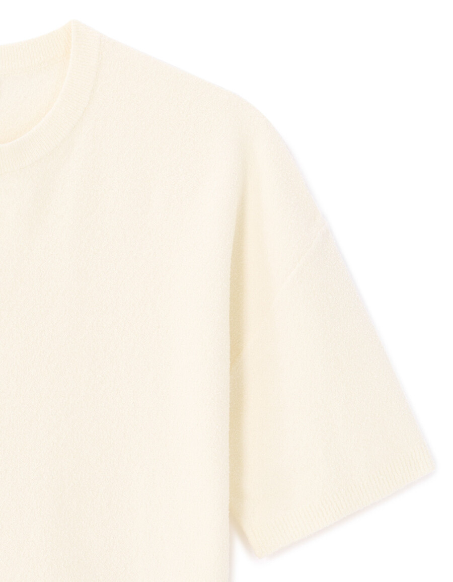 camiseta boxy de punto bouclé con cuello redondo
