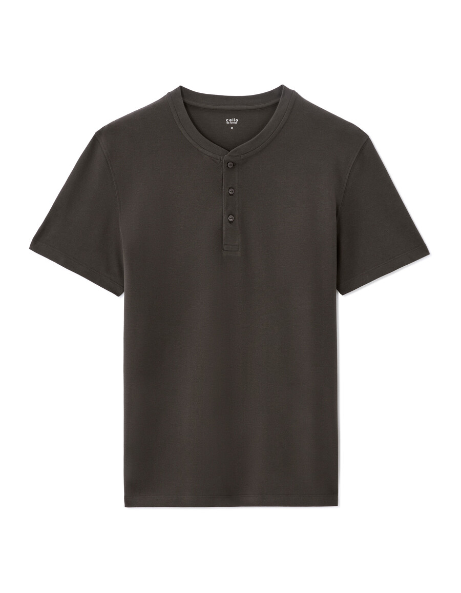 camiseta de corte regular con cuello henley algodón piqué elástico
