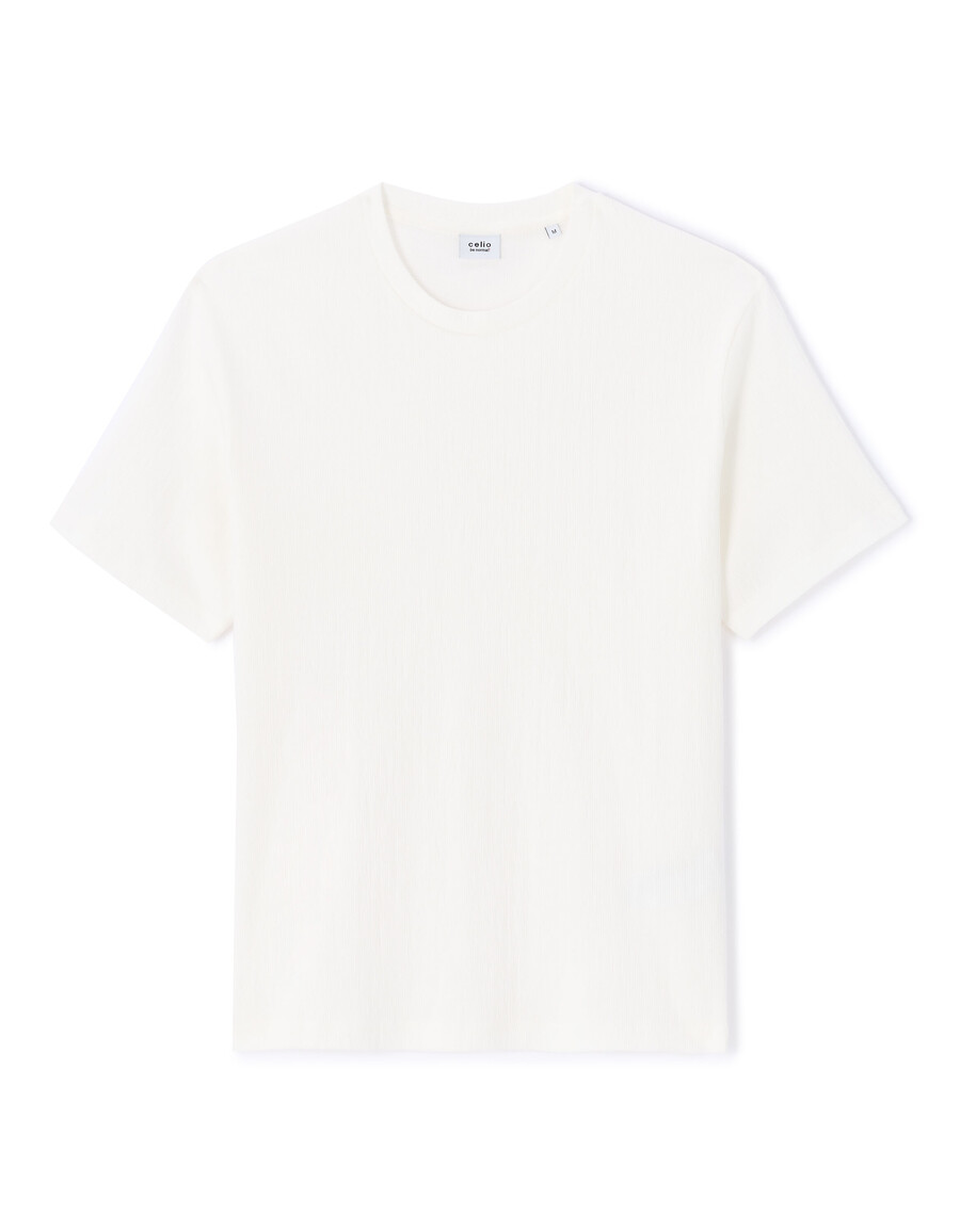 camiseta plisada de cuello redondo y corte cuadrado