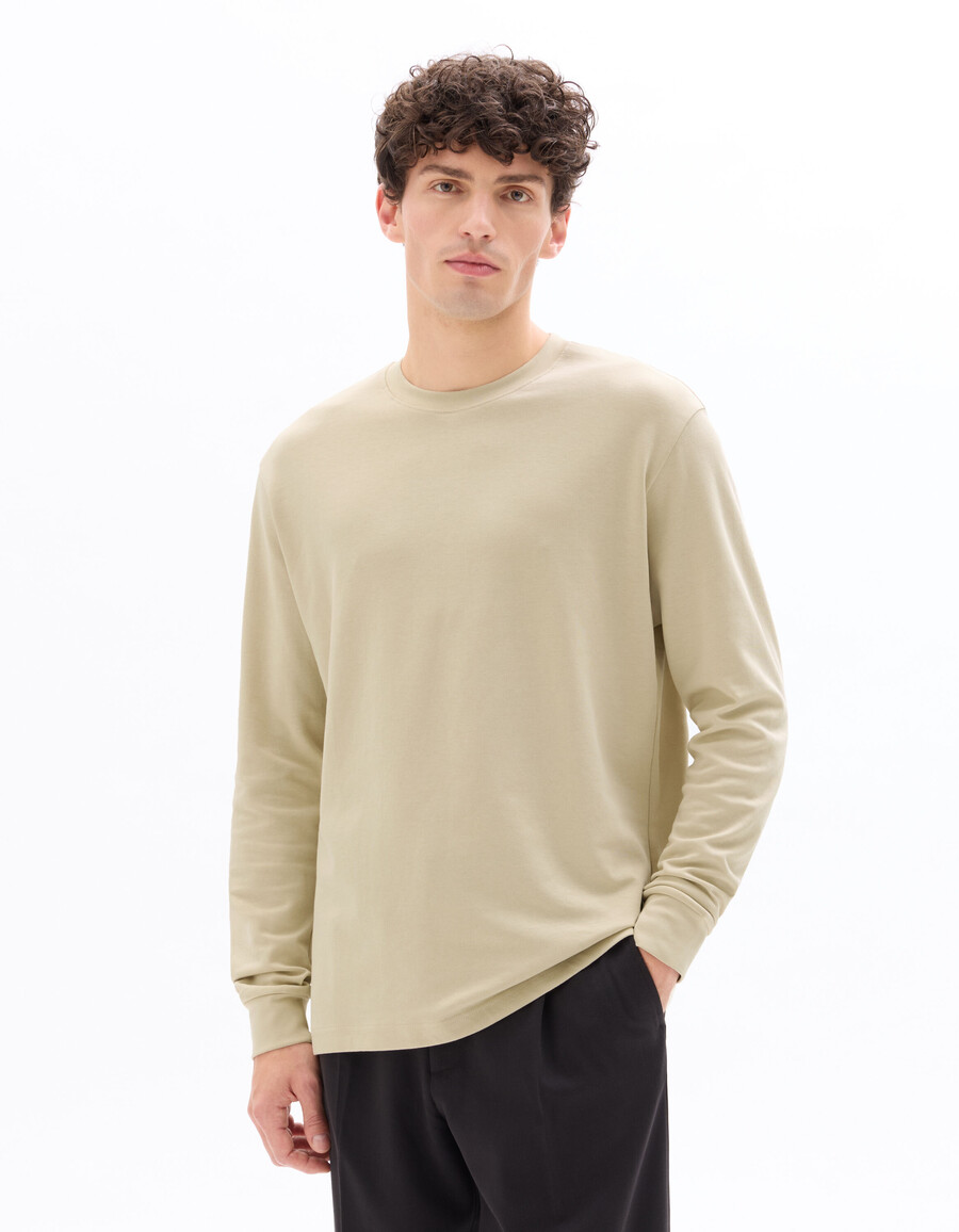 camiseta de manga larga de gran tamaño