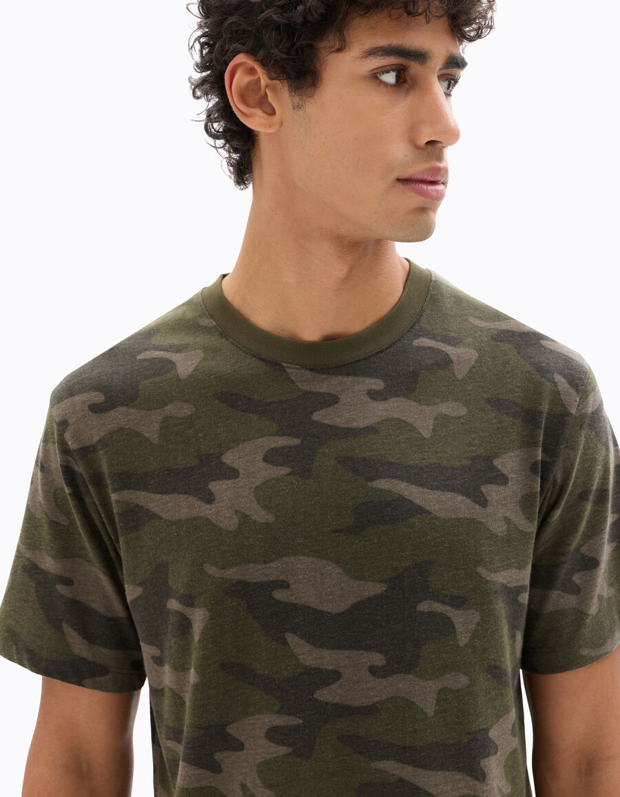 camiseta de cuello redondo de corte regular 100 algodón estampado de camuflaje