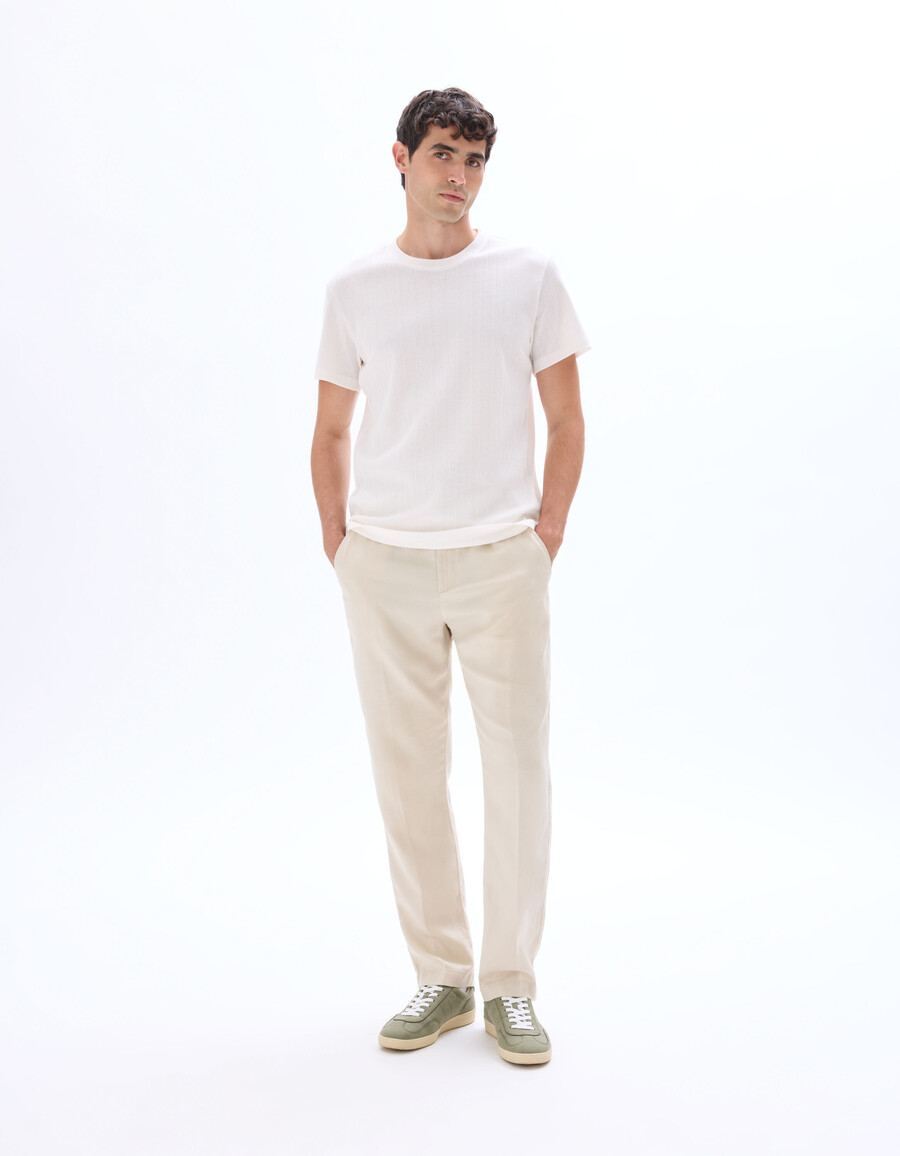 camiseta de punto acanalado con cuello henley y corte regular